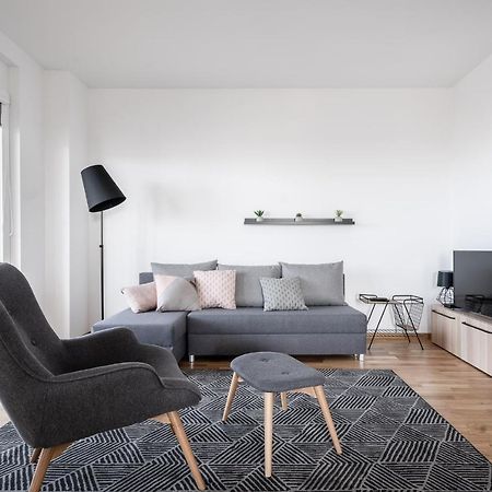 Rentplanet - Apartamenty Atal Tower Breslavia Exterior foto