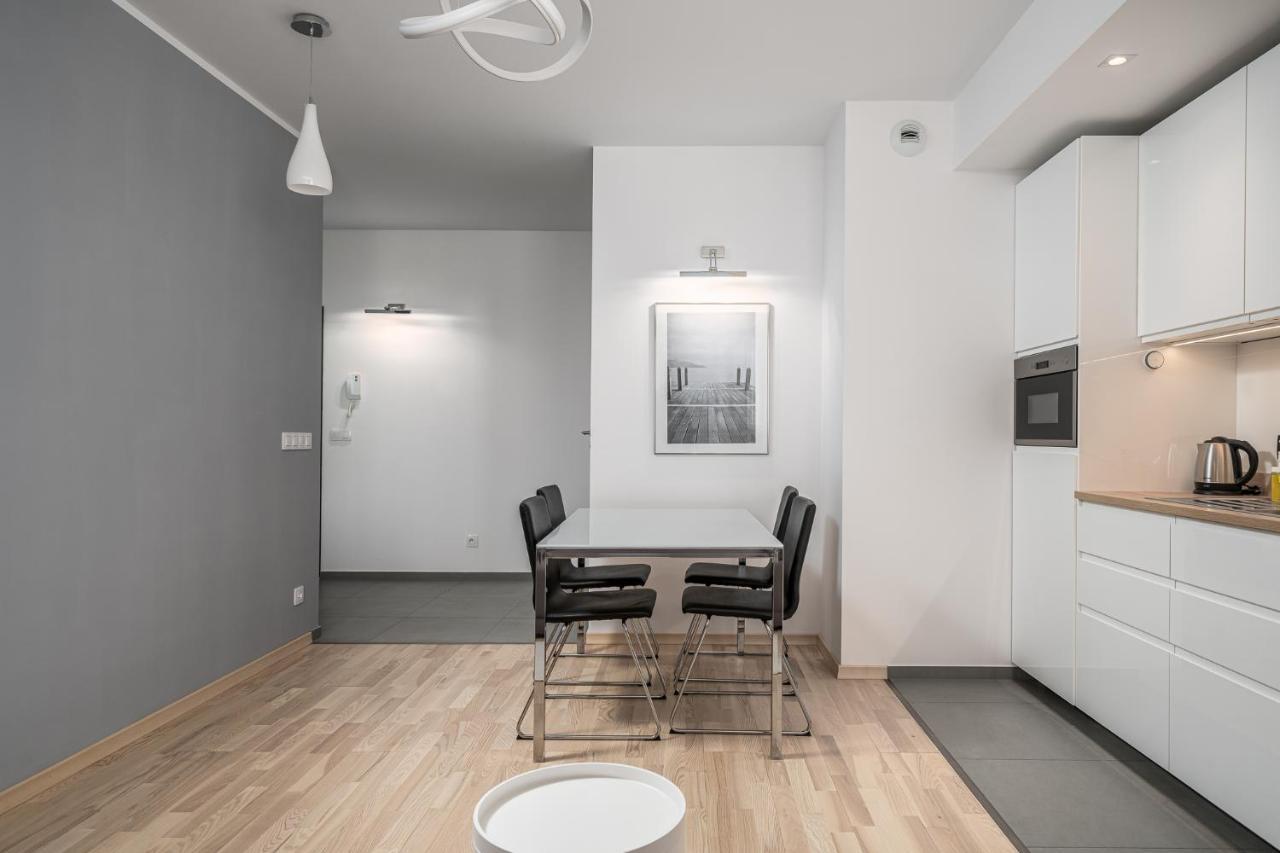 Rentplanet - Apartamenty Atal Tower Breslavia Exterior foto