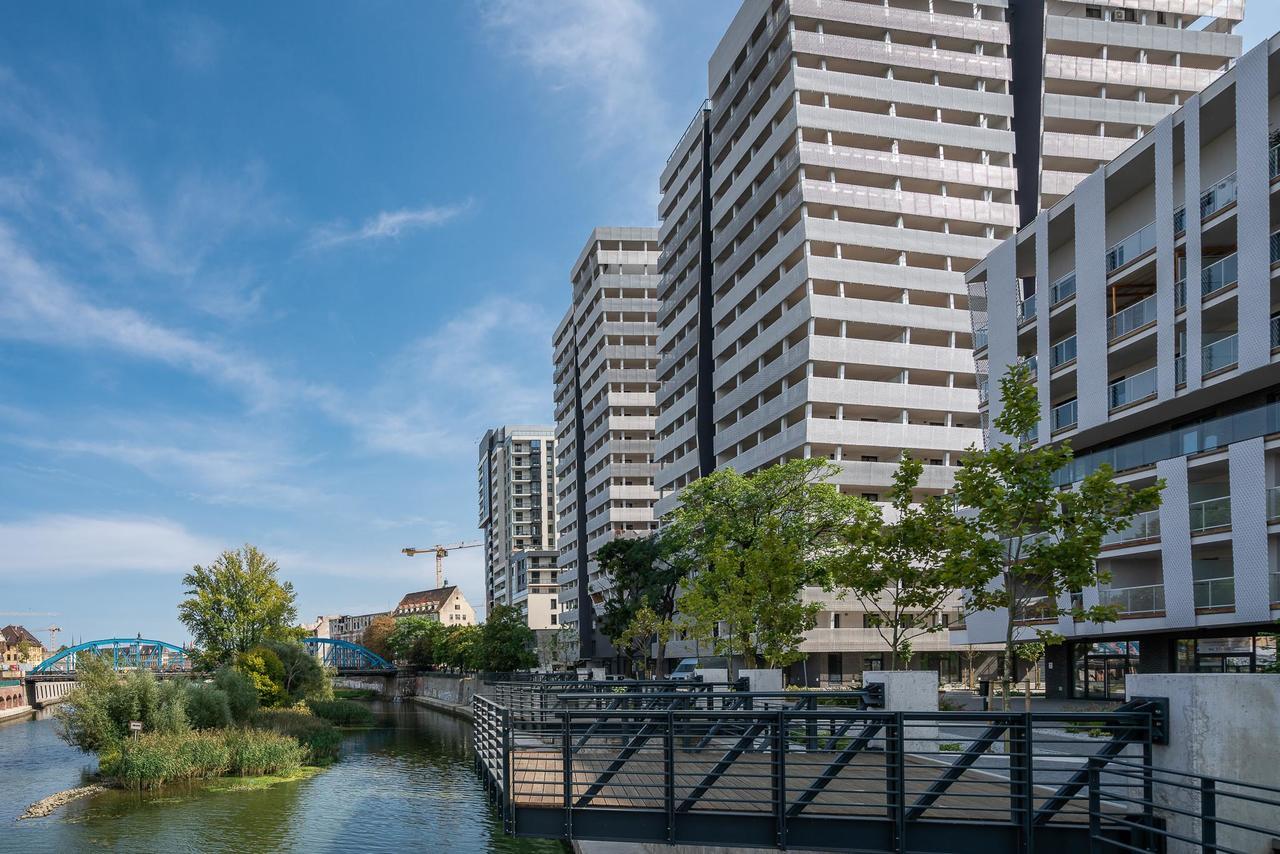 Rentplanet - Apartamenty Atal Tower Breslavia Exterior foto